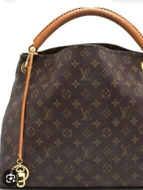 Louis Vuitton Arty Monogram MM